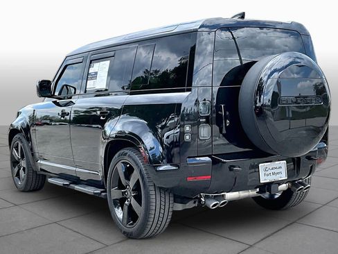 Used 2026 Land Rover Defender 110 V8 AWD/4WD image 21