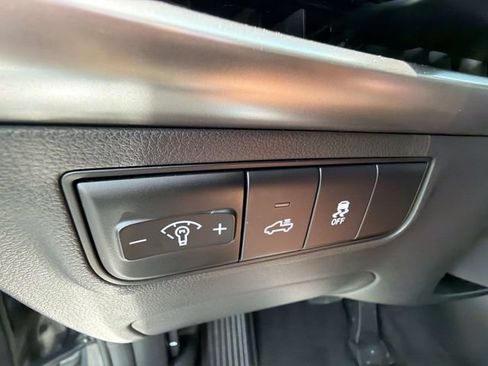 Used 2025 Hyundai Santa Cruz SEL AWD/4WD image 26