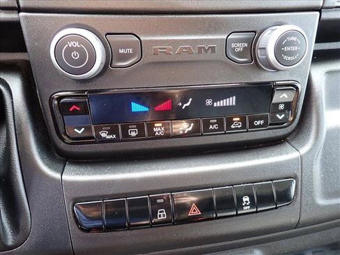 Used 2025 RAM ProMaster 2500 w/ U-Haul Equipment Group FWD image 18