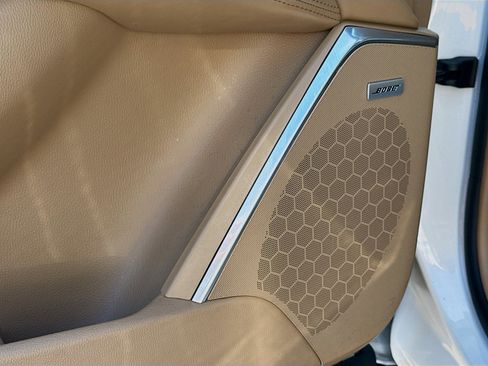 Used 2020 Cadillac Escalade ESV Platinum image 26