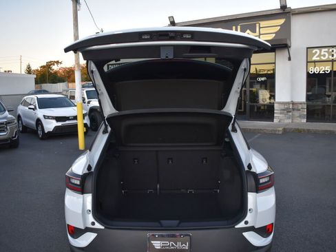 Used 2022 Volkswagen ID.4 Pro image 29