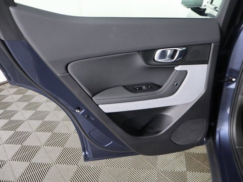 Used 2024 Polestar Polestar 2 image 23