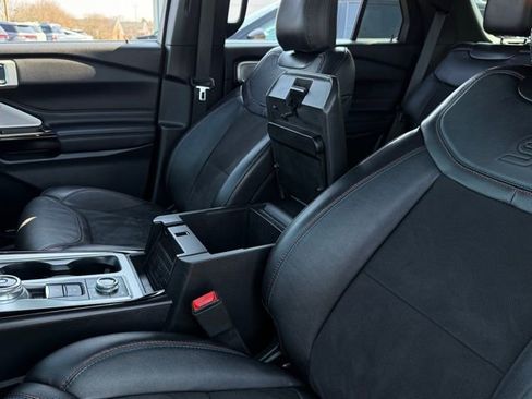 Certified 2024 Ford Explorer ST w/ Equipment Group 401A AWD/4WD image 38