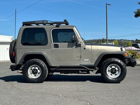 Used 2004 Jeep Wrangler SE AWD/4WD image 8