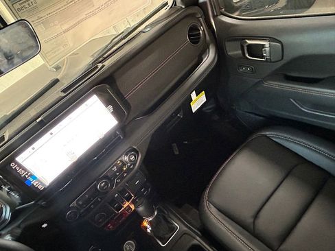 New 2025 Jeep Wrangler Unlimited Rubicon 392 image 11