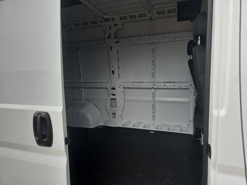 New 2026 RAM ProMaster 1500 w/ Convenience Group FWD image 13