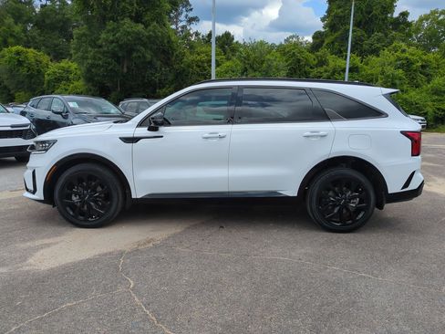 Certified 2023 Kia Sorento SX FWD image 8