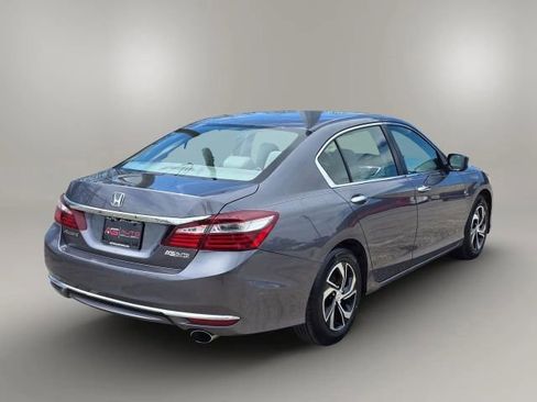 Used 2017 Honda Accord LX image 5
