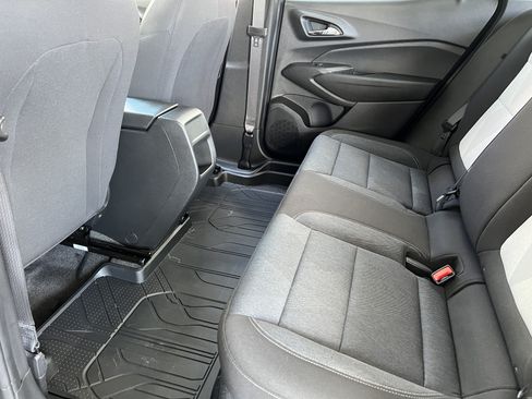 Used 2024 Chevrolet Trax LS w/ Driver Confidence Package FWD image 15