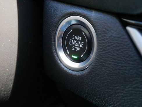 Used 2024 Cadillac XT4 Sport AWD/4WD image 19
