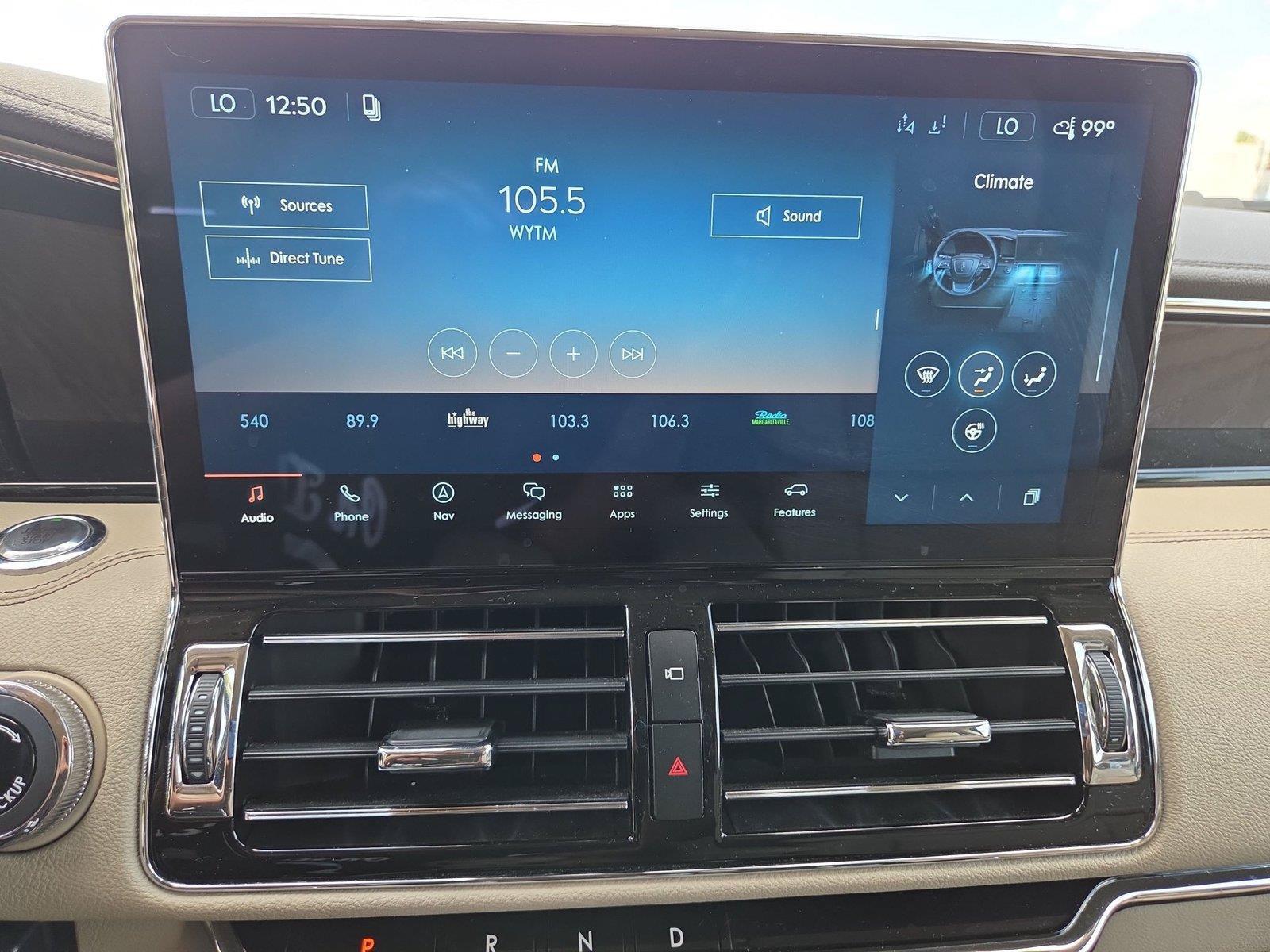 Used 2022 Lincoln Navigator L Reserve AWD/4WD image 18