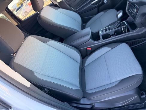 Used 2019 Ford Escape SE FWD image 35