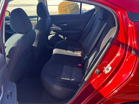 Used 2021 Nissan Sentra SV image 44