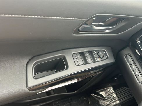 New 2026 Nissan Pathfinder SV AWD/4WD image 16