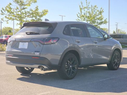 Used 2025 Honda HR-V Sport image 8