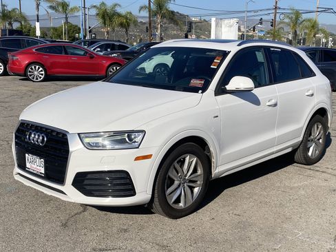 Used 2018 Audi Q3 2.0T Premium image 2
