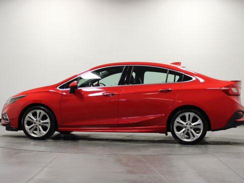 Used 2016 Chevrolet Cruze Premier FWD image 7