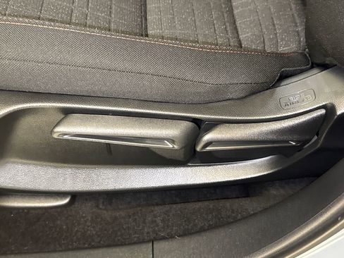 New 2026 Honda HR-V Sport image 21