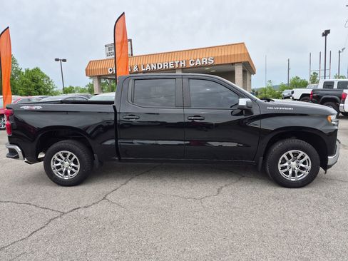Used 2021 Chevrolet Silverado 1500 LT AWD/4WD image 32