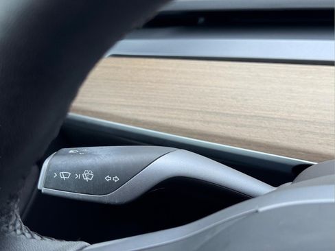 Used 2023 Tesla Model 3 Standard Range RWD image 17