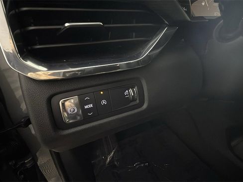 Certified 2025 GMC Acadia Elevation image 26