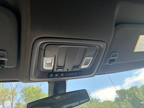 Used 2019 Chevrolet Silverado 1500 LT w/ All-Star Edition AWD/4WD image 29