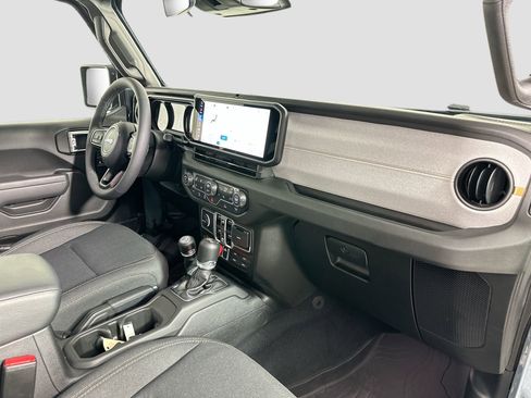Used 2026 Jeep Wrangler Willys image 30