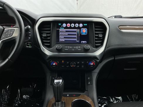 Used 2018 GMC Acadia SLE w/ Driver Alert Package I AWD/4WD image 30