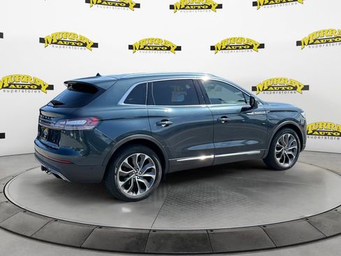 Used 2021 Lincoln Nautilus Reserve image 5