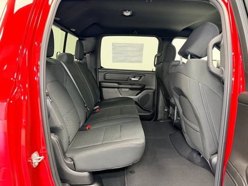 New 2026 RAM 1500 Express AWD/4WD image 8