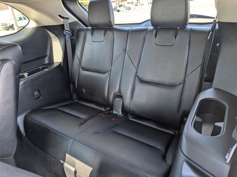 Used 2023 MAZDA CX-9 Touring image 16