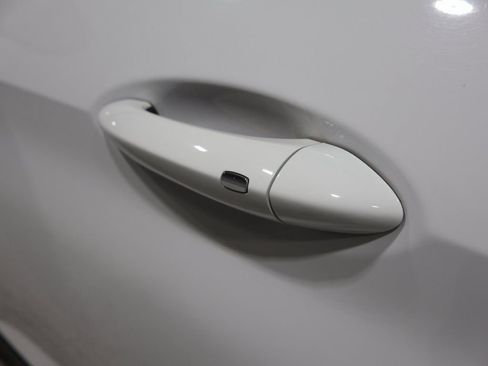 Used 2025 Chevrolet TrailBlazer LT image 11