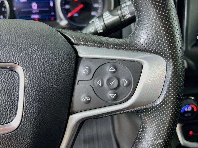 Used 2022 GMC Terrain SLE w/ Driver Convenience Package FWD image 32