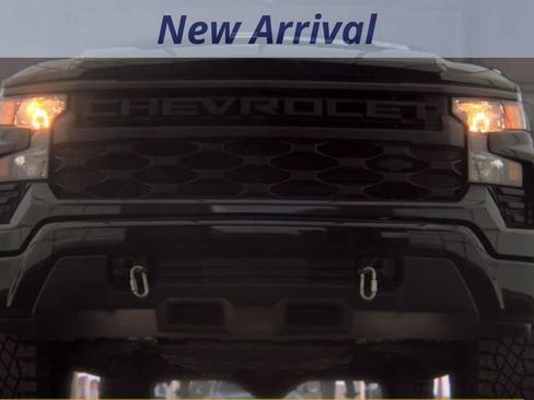 Used 2024 Chevrolet Silverado 1500 Custom Trail Boss w/ LPO, Dark Essentials Package AWD/4WD image 3