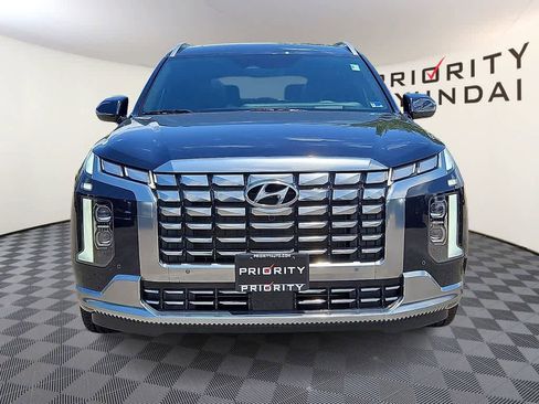 Used 2024 Hyundai Palisade Calligraphy AWD/4WD image 2