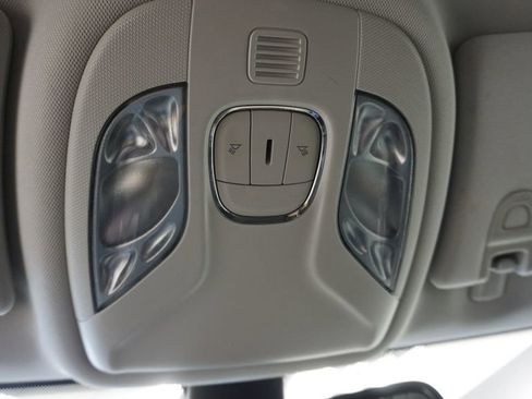 Certified 2018 Jeep Compass Limited image 48