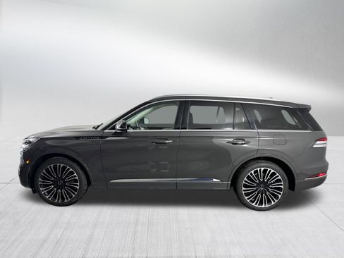 Used 2024 Lincoln Aviator Black Label w/ Dynamic Handling Package image 4