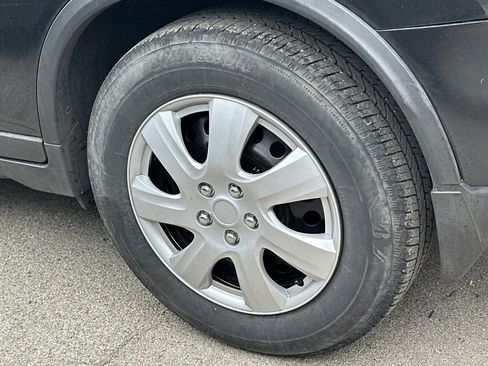 Used 2019 Nissan Rogue S FWD image 8