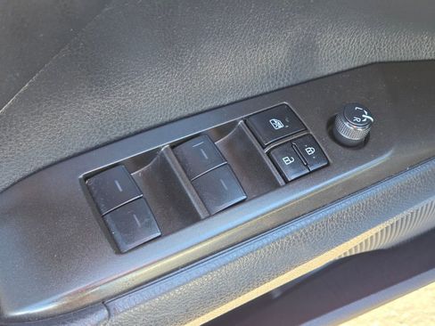 Used 2023 Toyota Camry SE AWD/4WD image 24