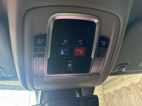 Used 2022 RAM 1500 Laramie image 28