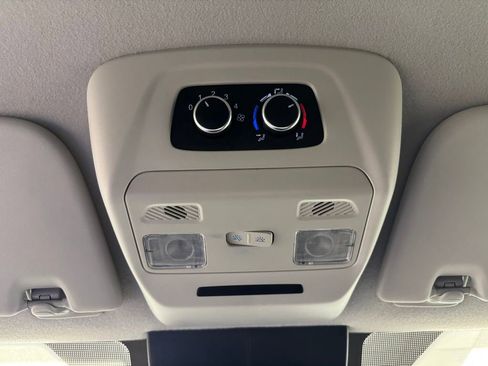 Used 2023 Ford Transit 350 XLT image 42