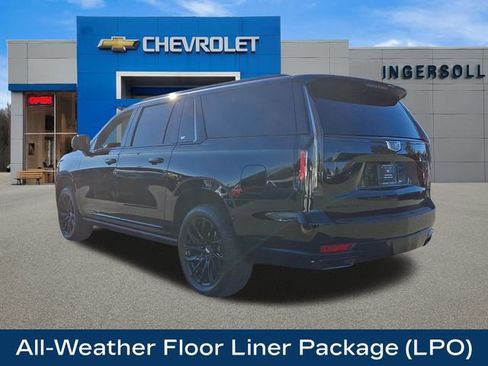 Used 2024 Cadillac Escalade ESV Sport Platinum w/ LPO, ONYX Package image 6