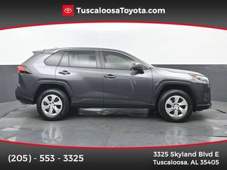 Used 2023 Toyota RAV4 LE FWD video 1