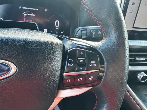 Used 2025 Ford Explorer ST-Line w/ ST-Line Street Pack AWD/4WD image 22