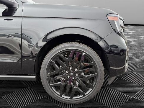 New 2027 Ford Expedition Max Platinum w/ Stealth Performance Package AWD/4WD image 14
