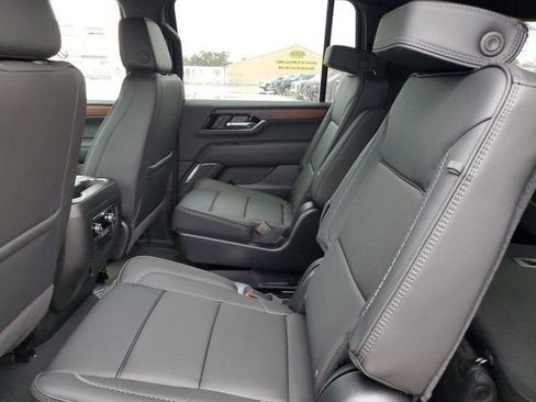 New 2026 GMC Yukon XL Denali image 11