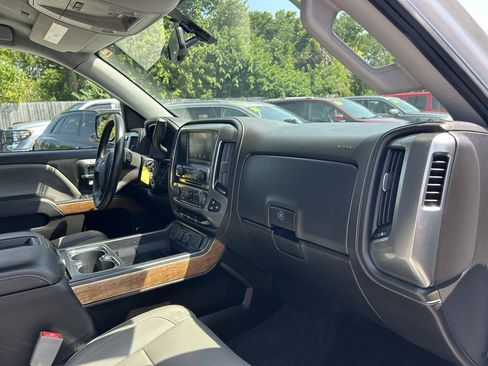 Used 2015 Chevrolet Silverado 1500 LTZ AWD/4WD image 8