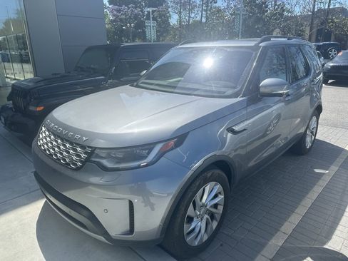 Used 2021 Land Rover Discovery S AWD/4WD image 7