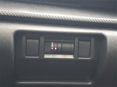 Used 2024 Subaru Crosstrek 2.0i Premium image 19