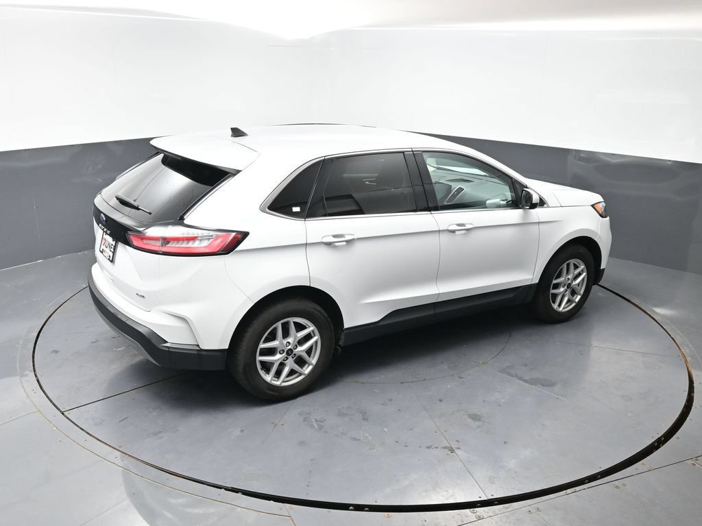 Used 2024 Ford Edge SEL AWD/4WD image 44